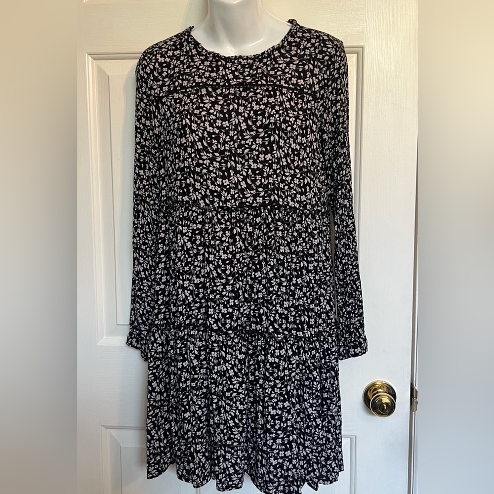 Long sleeve floral dress‎ size small